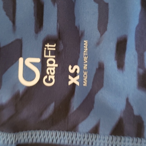 Gap fit cropped blue tiger print leggings - Picture 5 of 6
